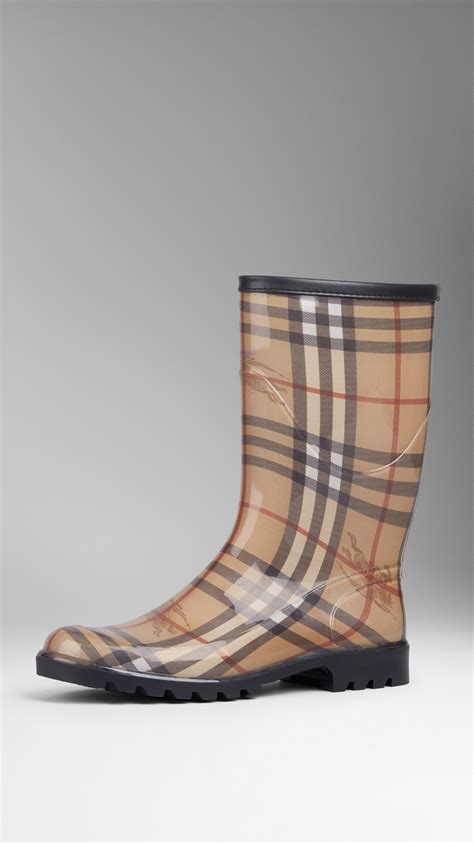 burberry haymarket check rubber rain boots